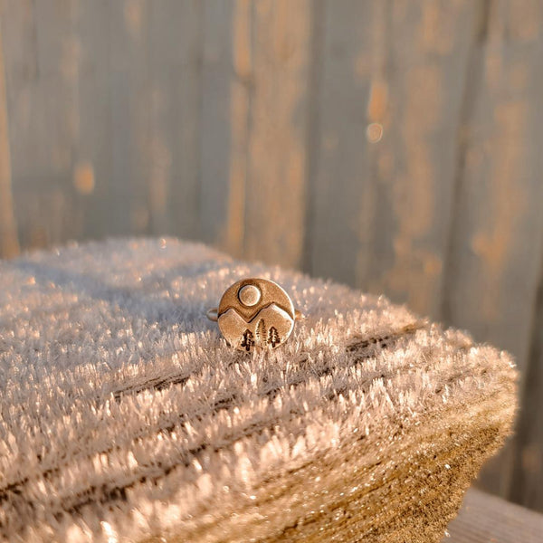 Rustic Mountain Views Ring