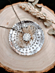 Vintage Dainty Compass Necklace
